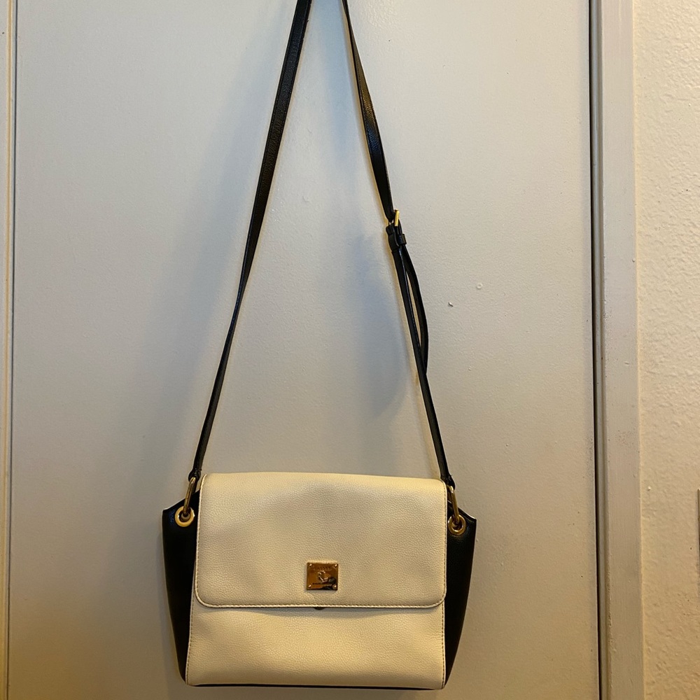 Crossbody bag